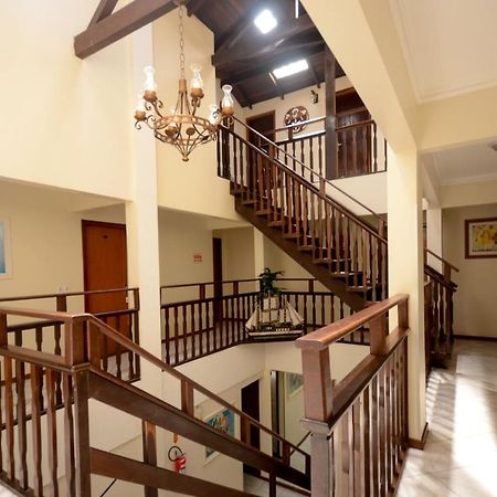 Pousada Vila Del Mare Бомбиняс Екстериор снимка