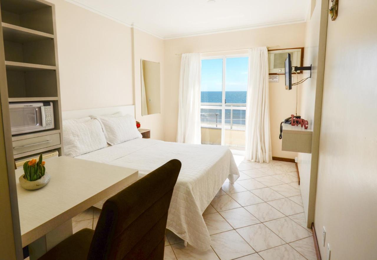 Pousada Vila Del Mare Бомбиняс Екстериор снимка