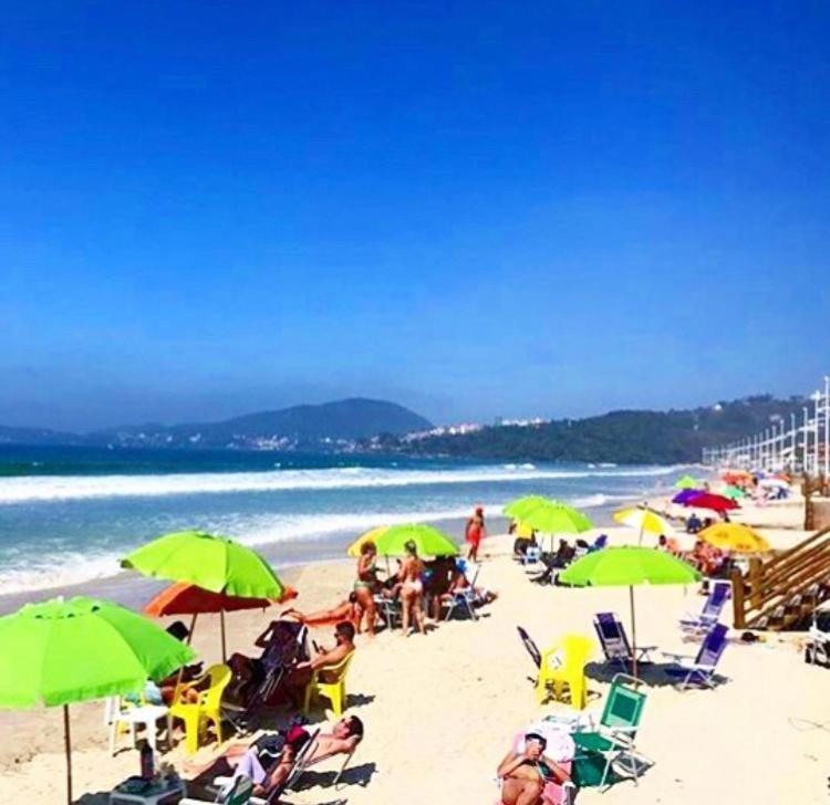 Pousada Vila Del Mare Бомбиняс Екстериор снимка